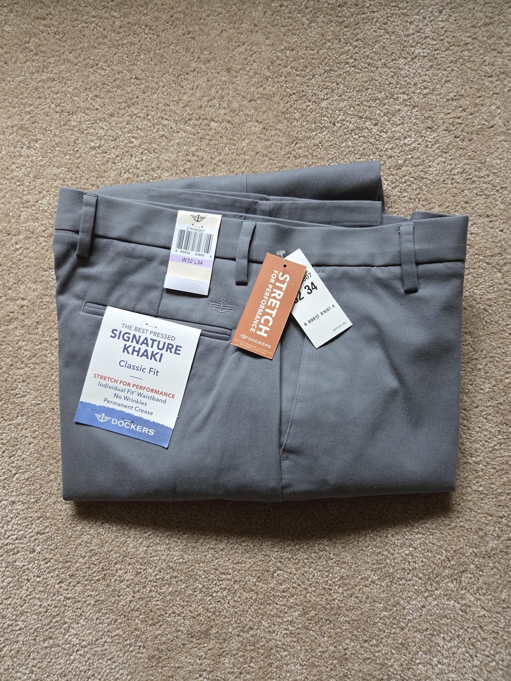 NWT Dockers Signature Khaki Classic Fit Pants in Gray 32 X 34